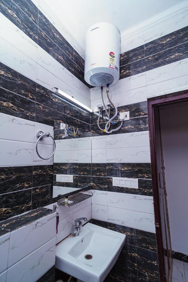 Hotel Golden Residency Nowe Delhi Zewnętrze zdjęcie