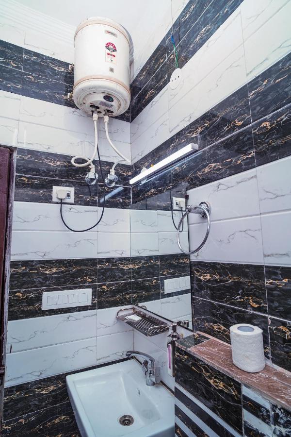 Hotel Golden Residency Nowe Delhi Zewnętrze zdjęcie